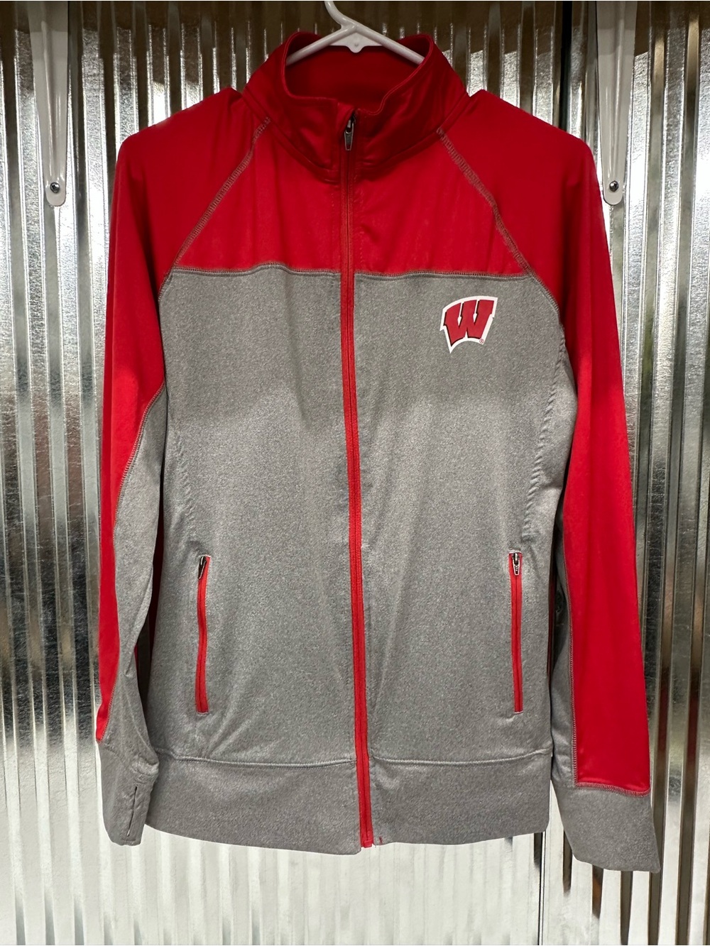 University of Wisconsin Badgers Women’s M Full Zip Jacket